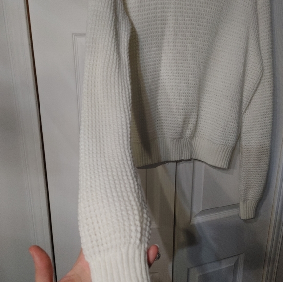 Shein sweater - Picture 2 of 3